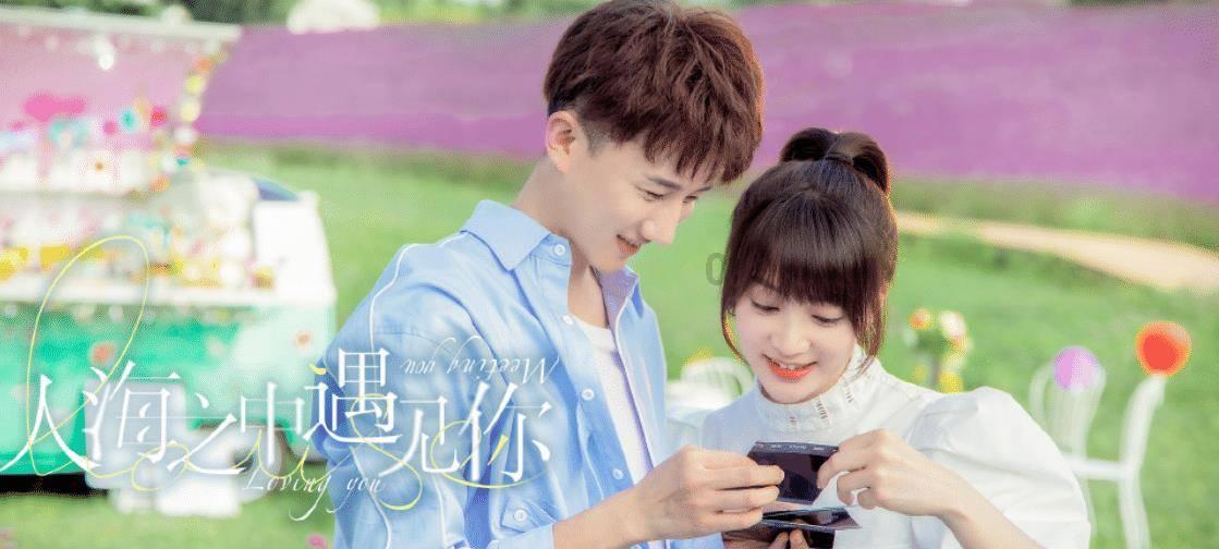同事送平安夜礼物朋友圈怎么发？