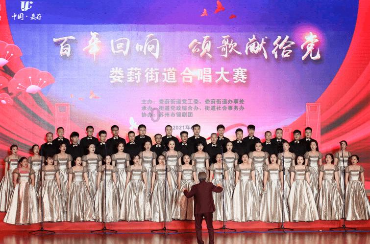 “针心针意”活动正在进行中！72岁的刘翠兰奶奶再次送来围巾